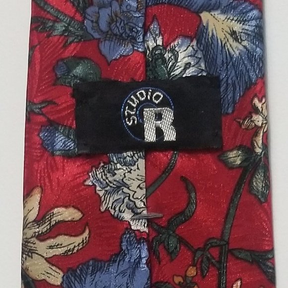 elegant Studio R bright red floral polyester tie - Picture 4 of 6